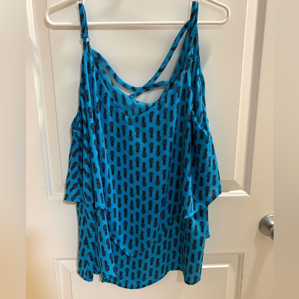 Torrid Blue and Black pineapple Patterned double layer chiffon tank
